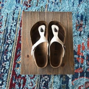 Lightly Used Birkenstock Gizeh White Sandals!